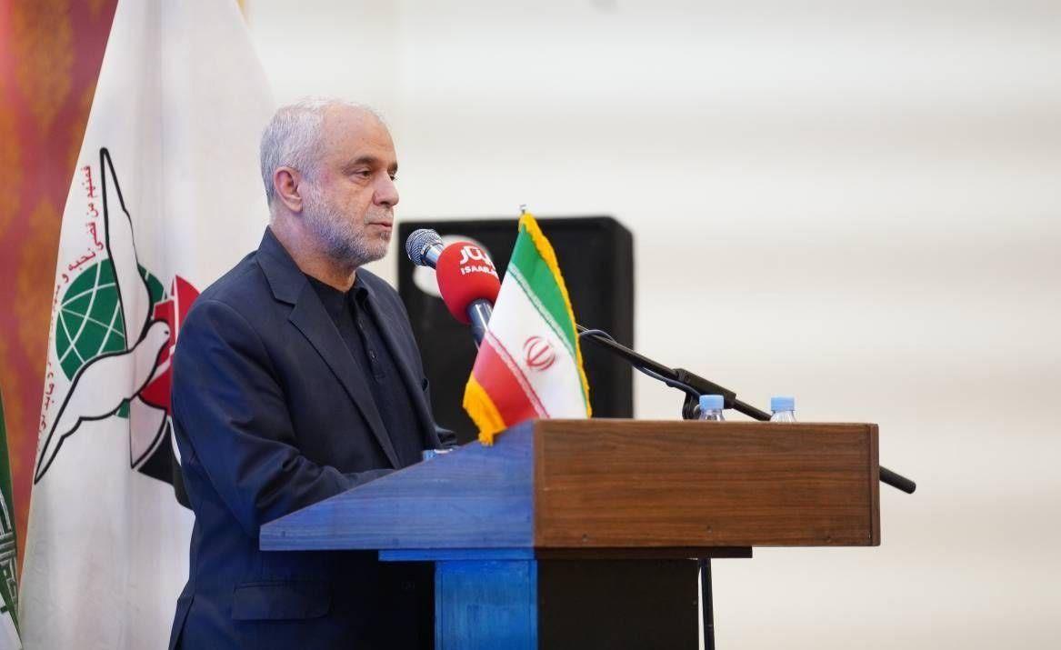 فرزندان شهدا پیام آوران راه پدران شهید خود هستند