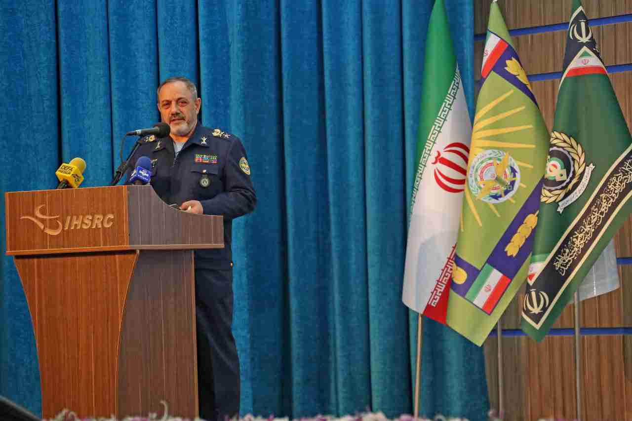 یک مدیر باید دارای تفکر راهبردی باشد
