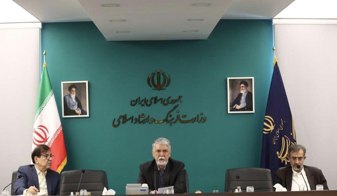 برای پرداختن به آینده هنر باید به نقش دانشگاه‌ها توجه بیشتری کرد
