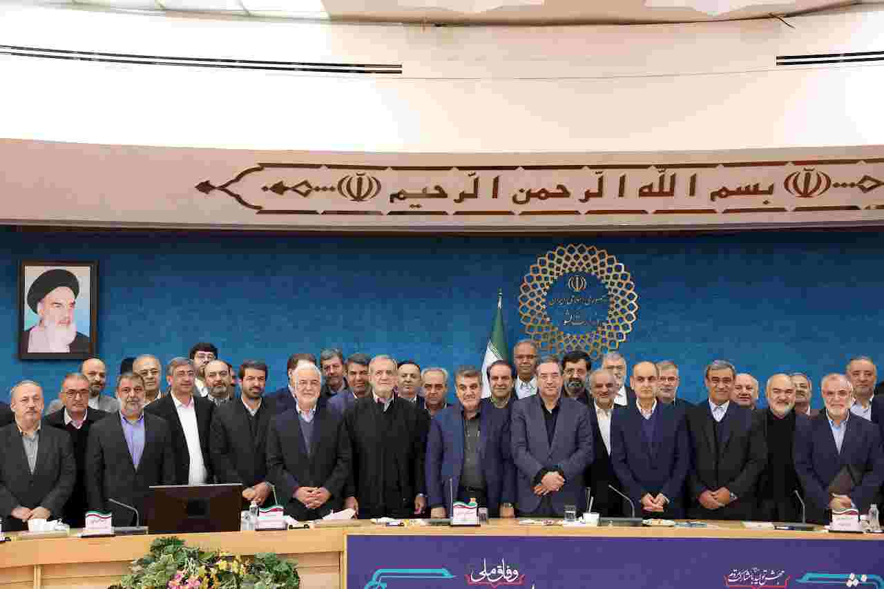 دکتر مومنی وزیر کشور : وفاق و رضایتمندی مردم سرمایه عظیم ایجاد می‌کند