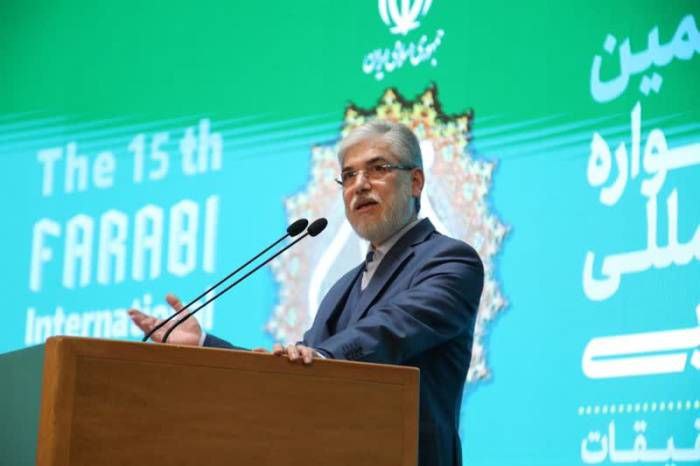 وزیر علوم : جشنواره فارابی تشویق و تکریم محقق است