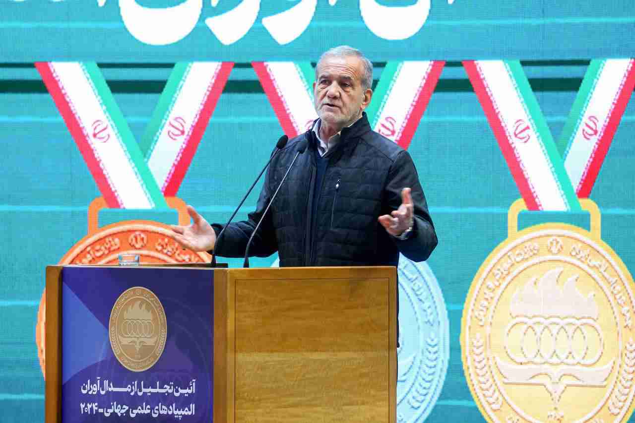 انسان عالم و دانشمند از بیان حقیقت ترسی ندارد