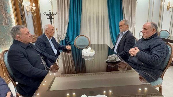 رئیس‌جمهور پزشکیان به دیدار حاج کریم مردانی‌آذر رفت