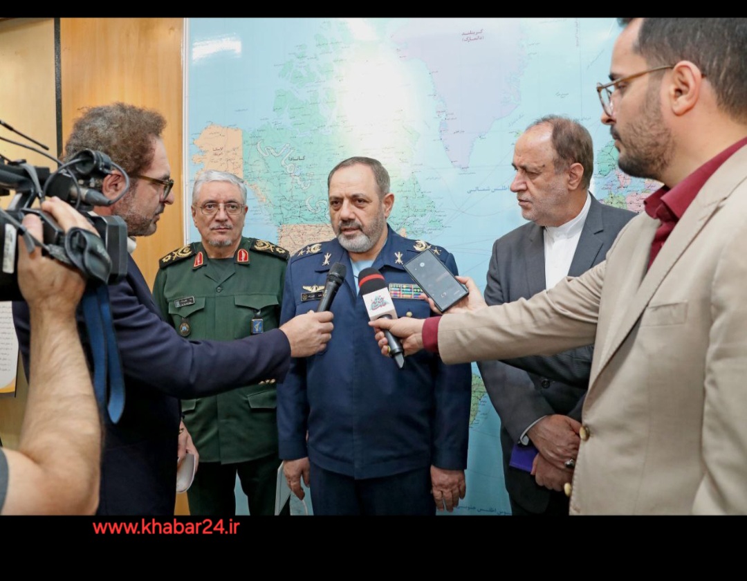خبر۲۴:سامانه جامع اطلاعات جغرافیایی کشور توسط وزیر دفاع رونمایی شد