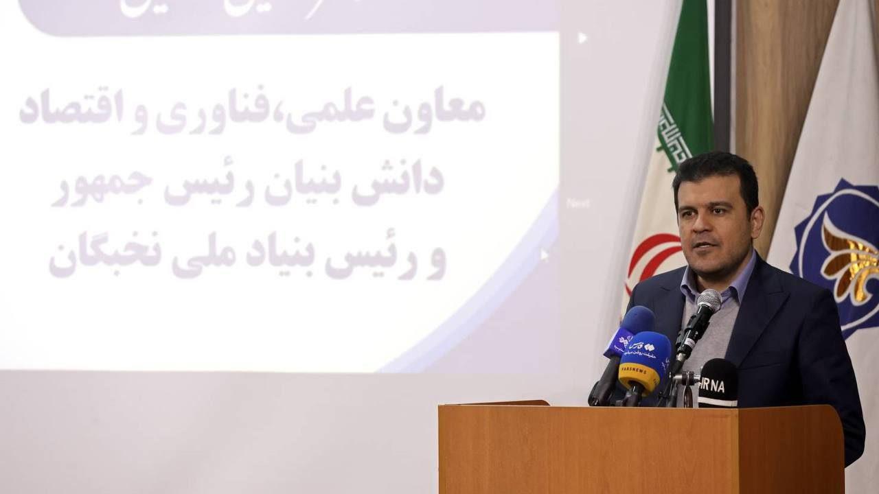 نخبگان در کانون توجه دولت چهاردهم / استادان جوان، موتور محرکه تحول علمی