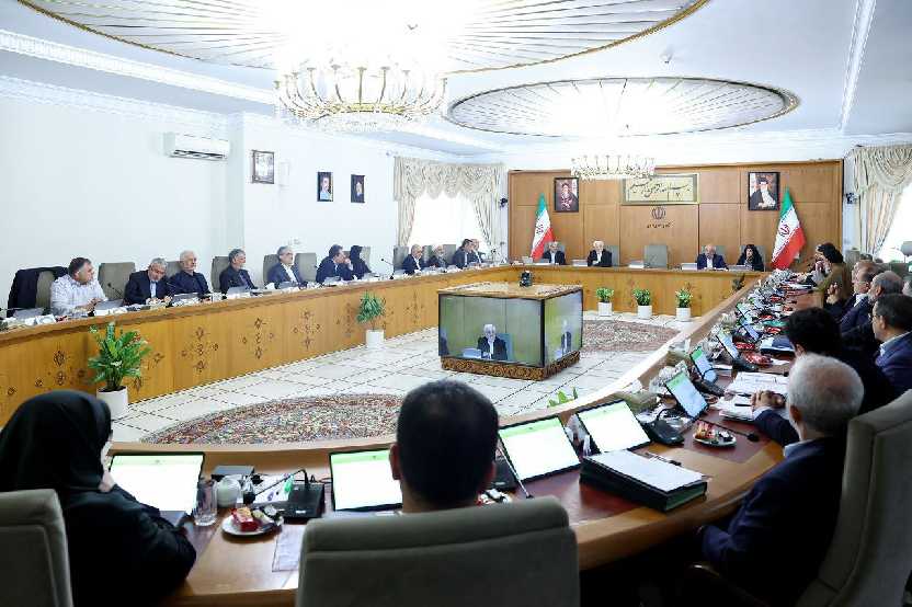 جمهوری اسلامی ایران در راهبرد توسعه علم و فناوری از کسی دستور نمی‌گیرد