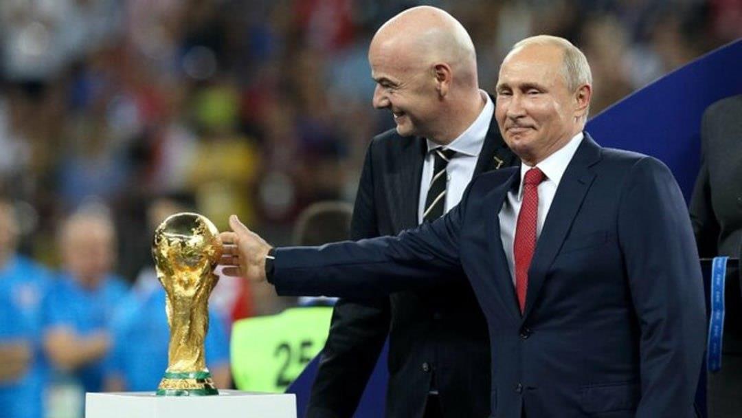 ایده ابداع جام جهانی جدید توسط روسیه : پوتین با جام جهانی جدید به جنگ فیفا آمد