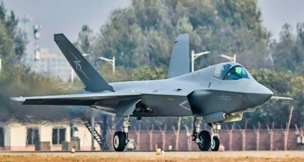پایان دوران طلایی F-35؛ جنگنده چینی J-35 برای آمریکایی‌ها چالش ایجاد می‌کند