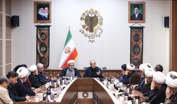 پزشکیان : اگر رهبری دستور می‌دادند مذاکره نشود قطعاً اطاعت می‌کردیم