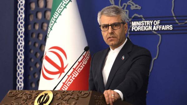 بقایی: اقدام فرانسه در اخراج دیپلمات‌های ایرانی قابل توجیه نیست