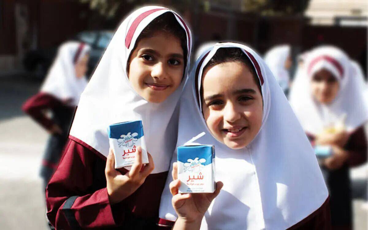 امسال با هدف ارتقای سلامت دانش‌آموزان، طرح تغذیه رایگان پس از سال‌ها وقفه احیا شده است