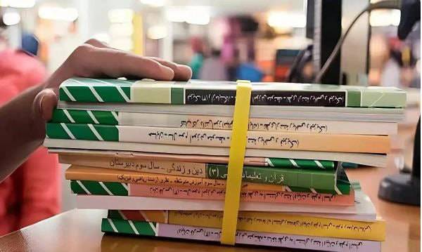 دانش‌آموزان پایه‌های ورودی برای ثبت سفارش کتاب درسی عجله کنند